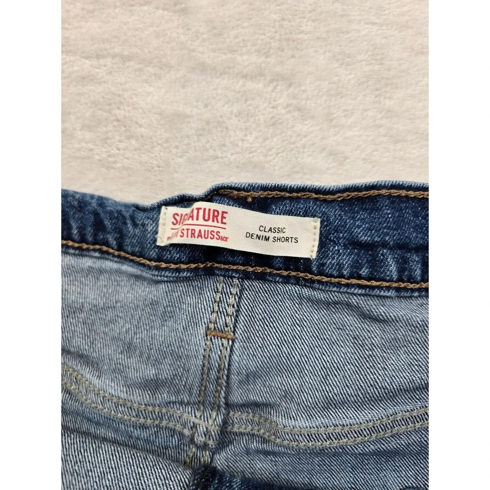 Signature by Levi Strauss signature by